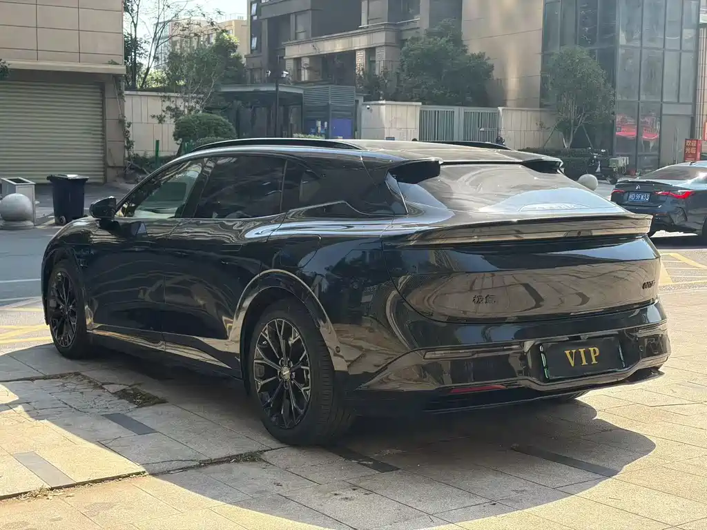 Zeekr 007GT — миниатюра 8