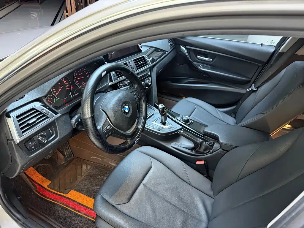 BMW 3 Series — миниатюра 7
