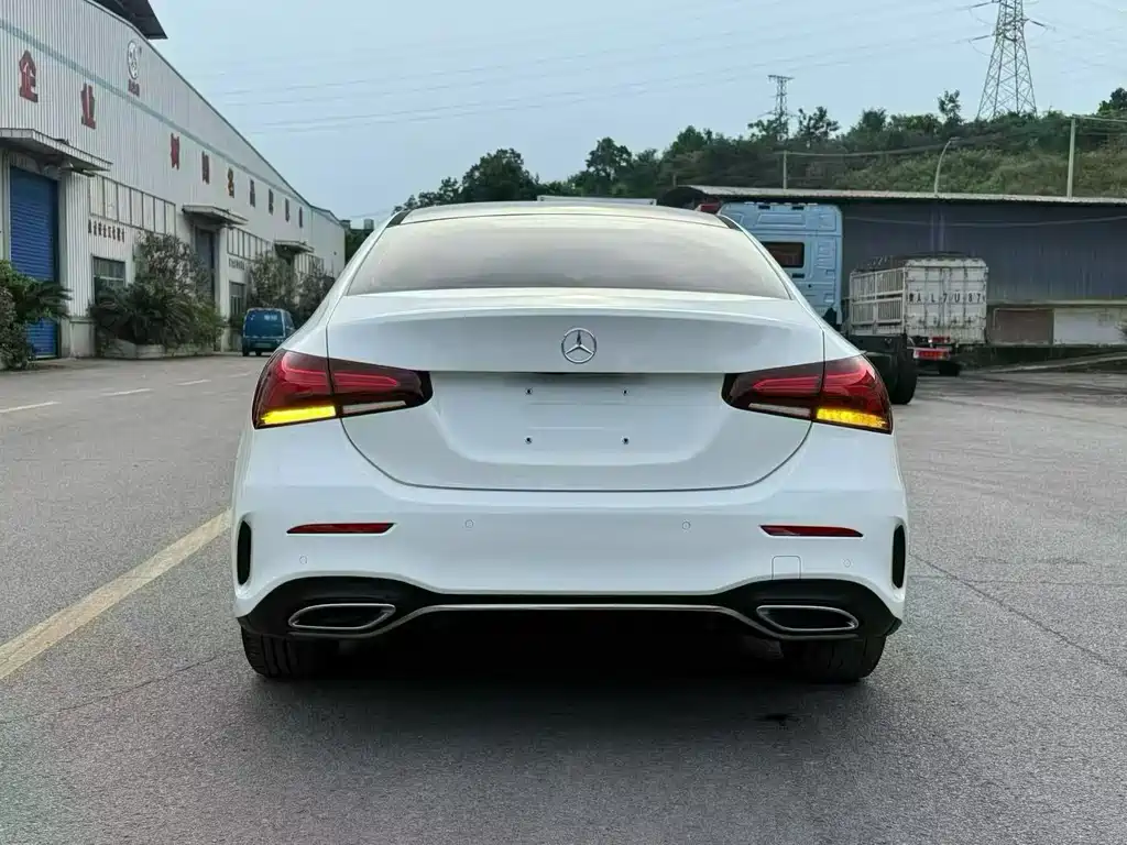 Mercedes-Benz A-Class — миниатюра 9