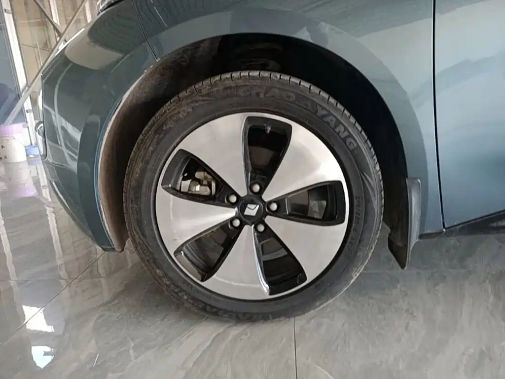 Baojun Yunduo — миниатюра 23