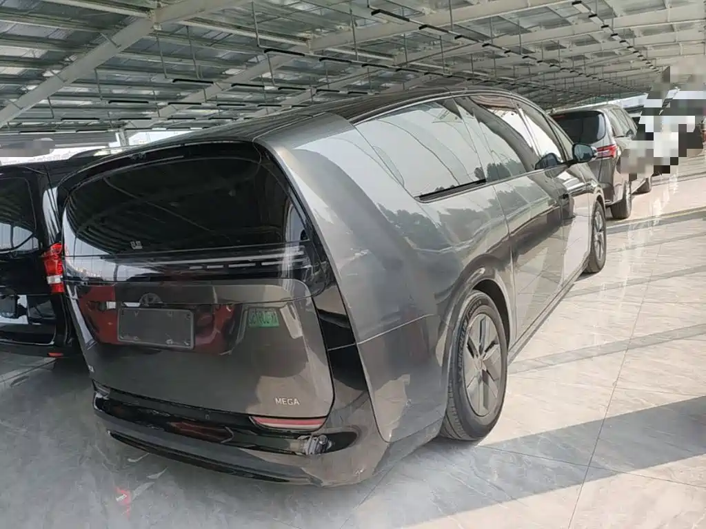 Li Auto Li MEGA — миниатюра 7
