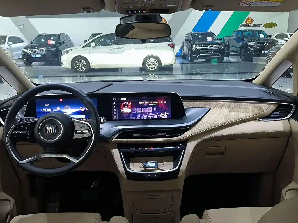 Buick GL8 Hybrid — миниатюра 6