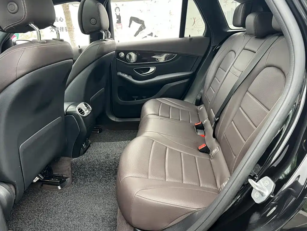Mercedes-Benz GLC — миниатюра 8