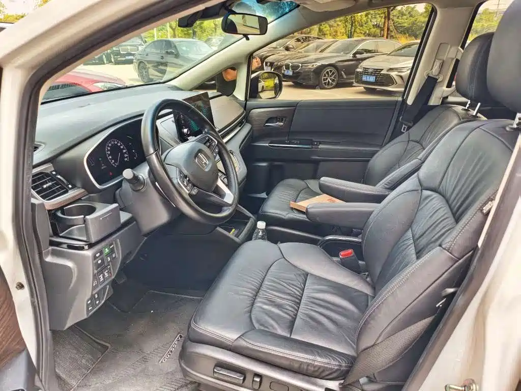 Honda Odyssey — миниатюра 6