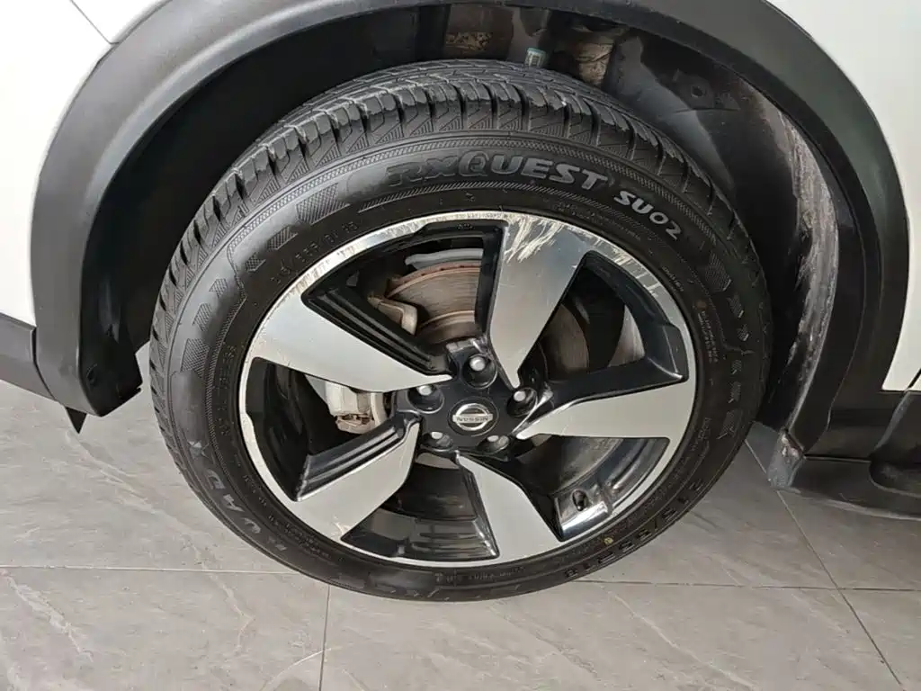 Nissan Qashqai — миниатюра 23