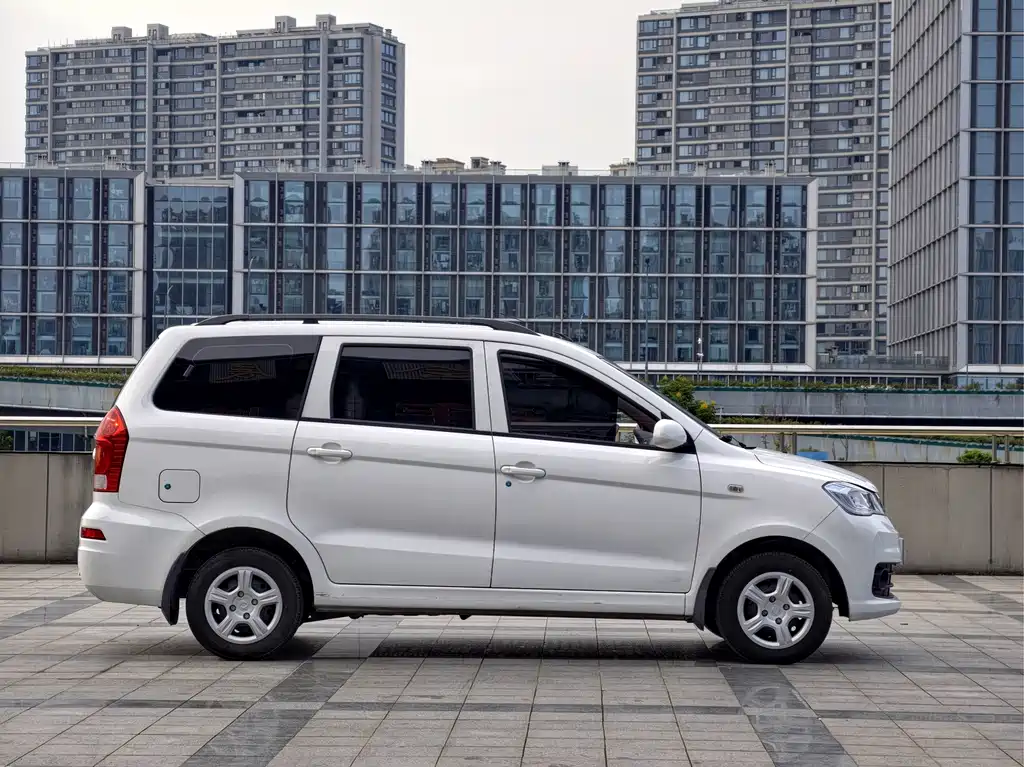Fengguang Fengguang 330 — миниатюра 4