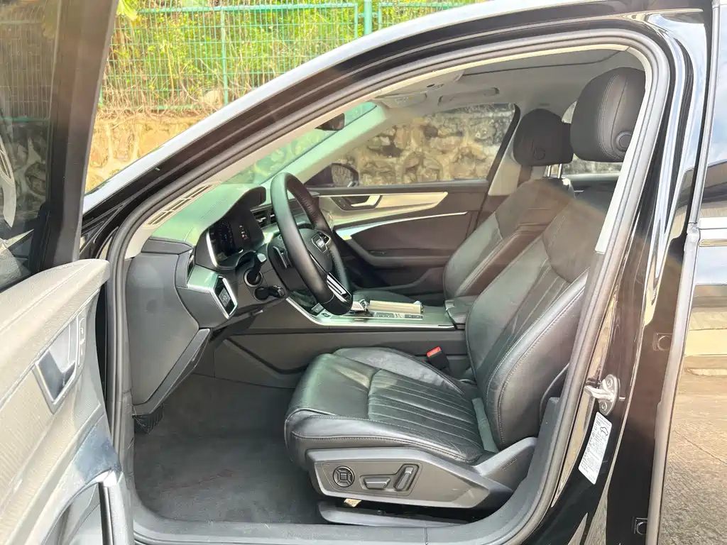 AUDI  A6L