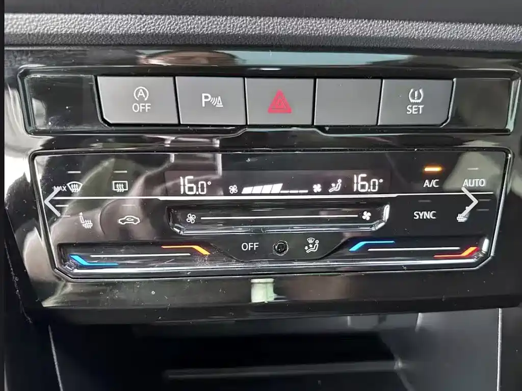 Hyundai Elantra — миниатюра 15