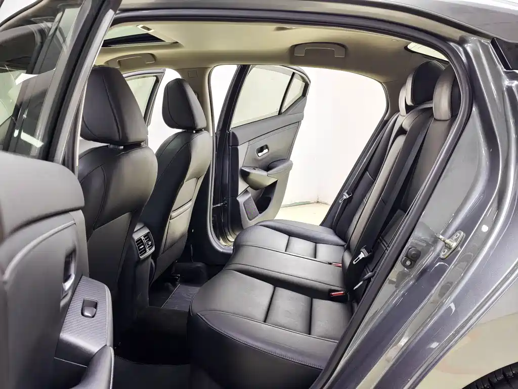 Nissan Sylphy — миниатюра 11