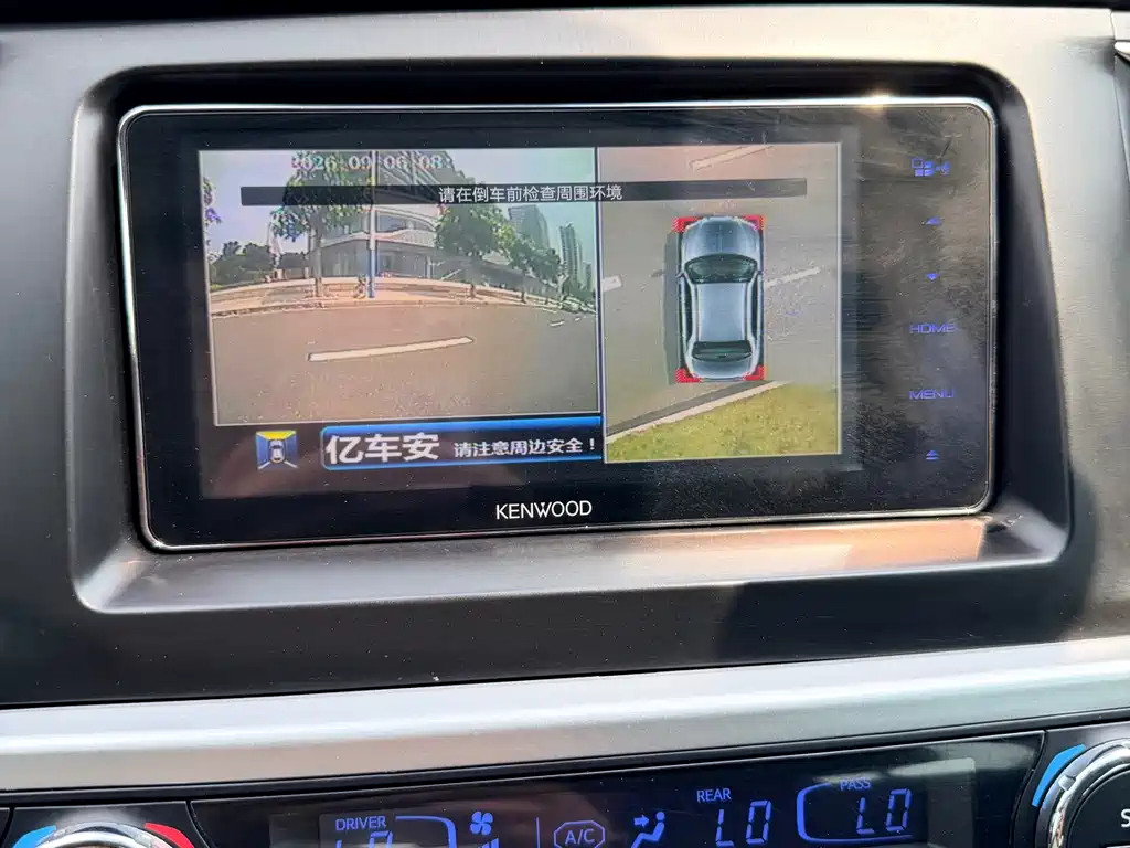 Toyota Highlander — миниатюра 6
