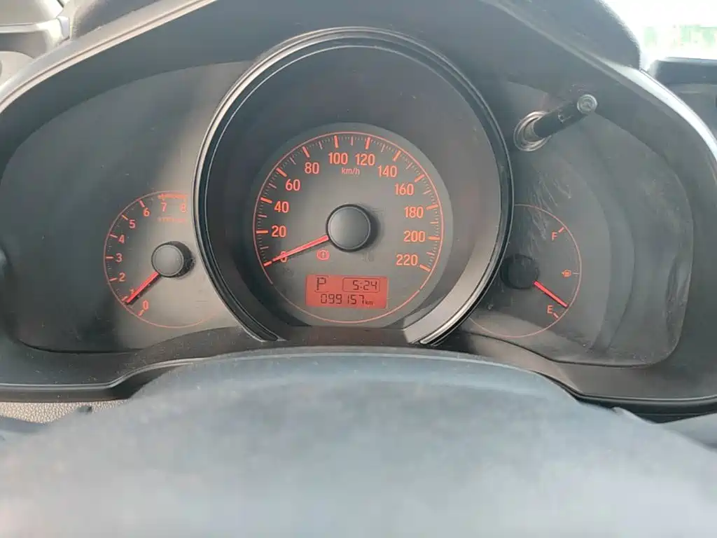 Honda Fit — миниатюра 12