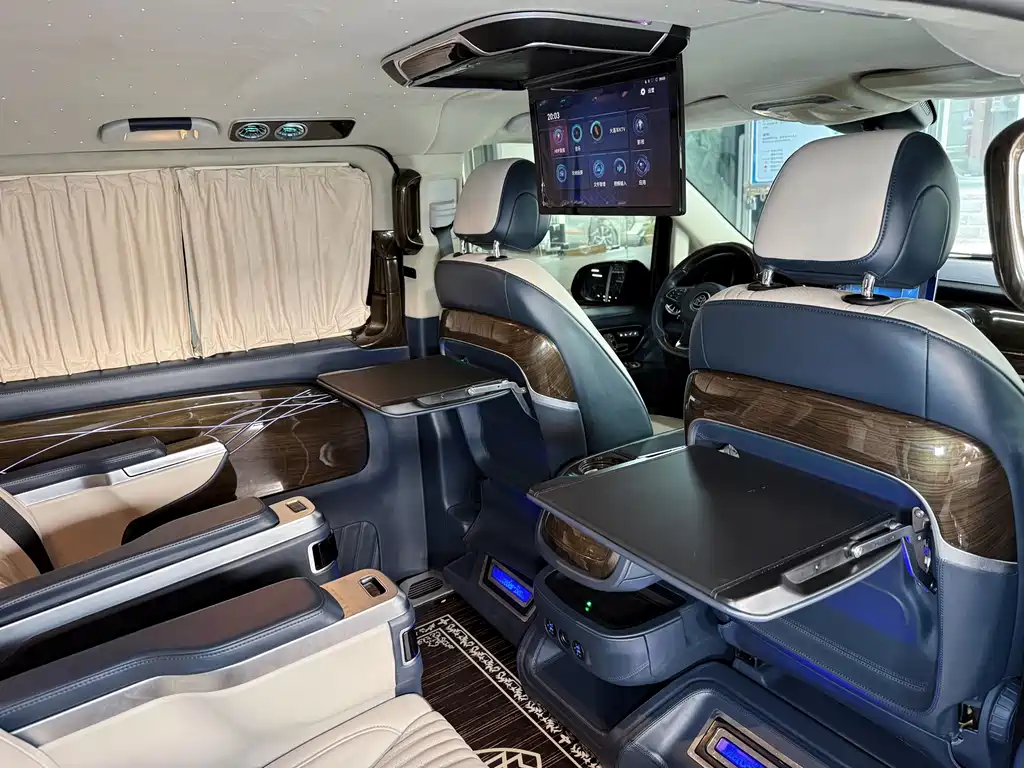Mercedes-Benz Vito — миниатюра 7