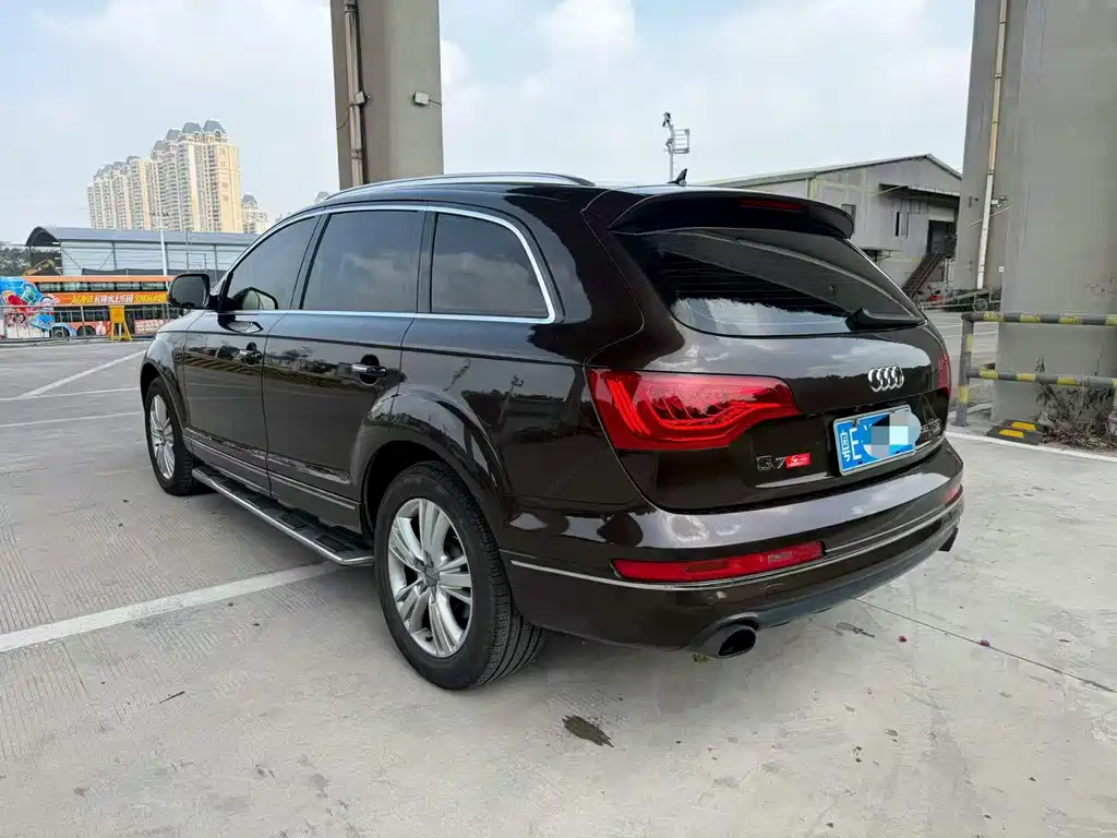 Audi Q7 2012 3.0 TFSI (200kW