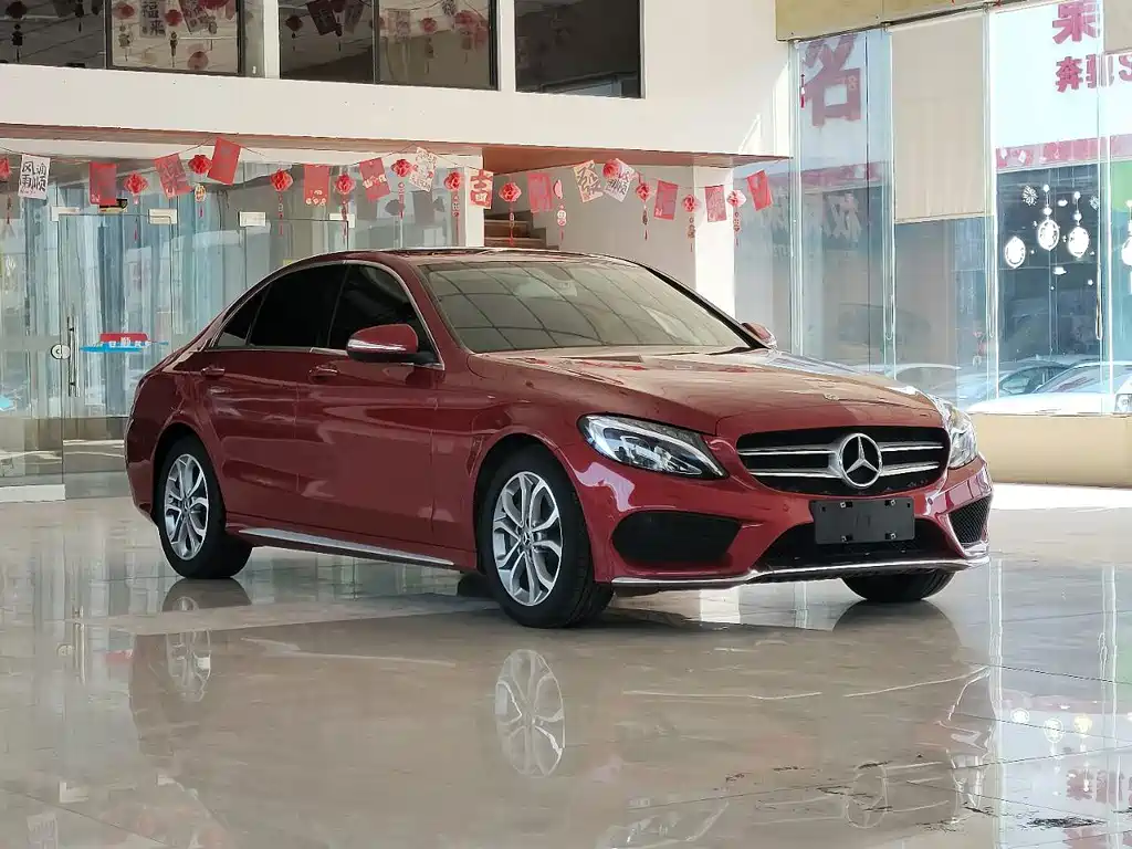 Mercedes-Benz C-Class — миниатюра 3