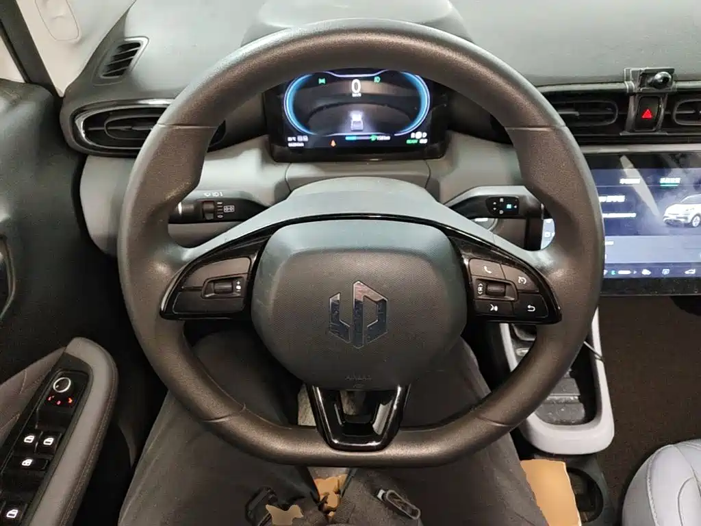 Leapmotor Leapmotor T03 — миниатюра 11