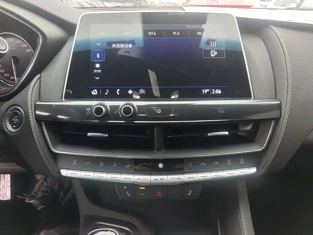 Cadillac CT5 — миниатюра 13