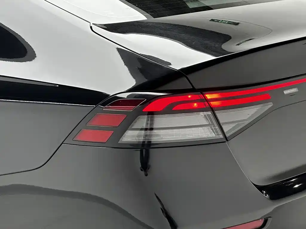 Honda Accord — миниатюра 17