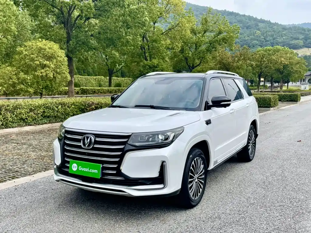 Changan CS95 — миниатюра 2
