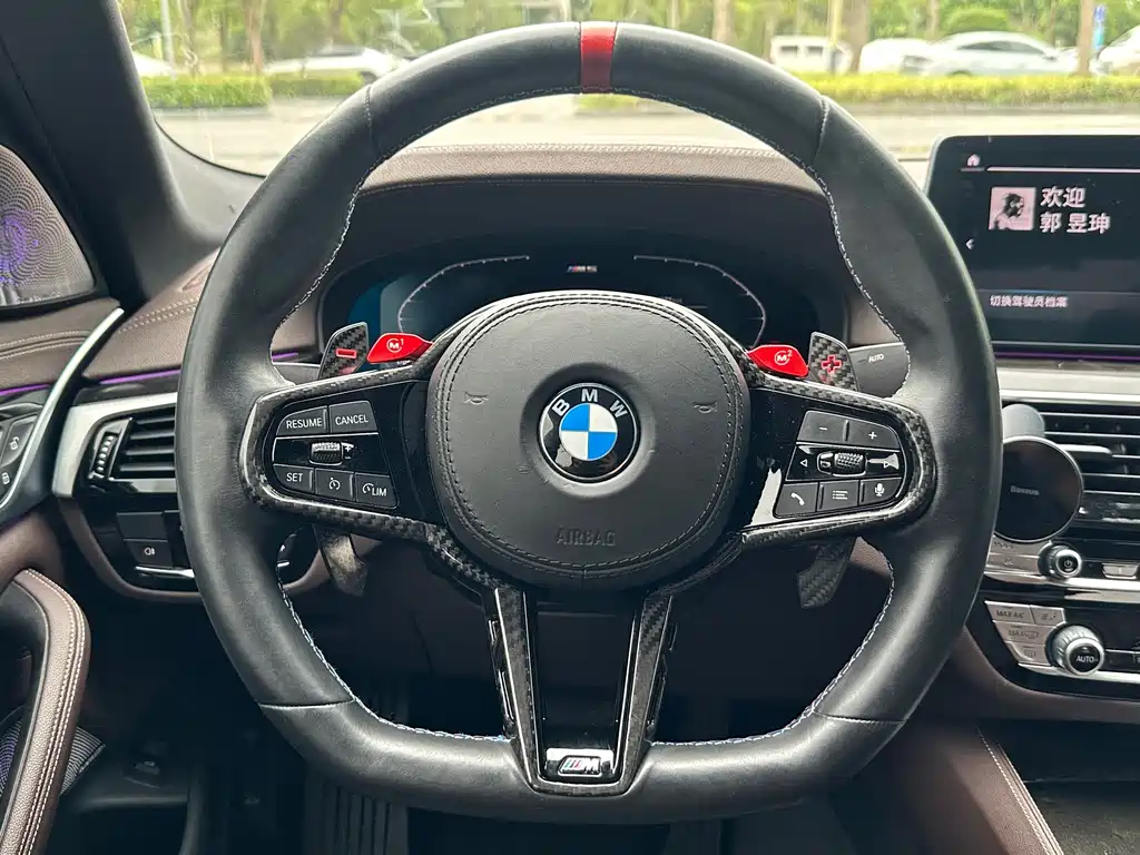 BMW 5 Series — миниатюра 16