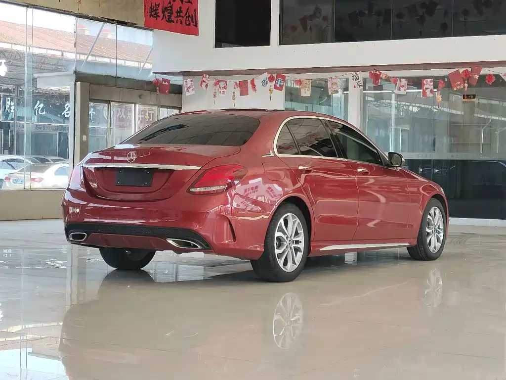 Mercedes-Benz C-Class — миниатюра 4
