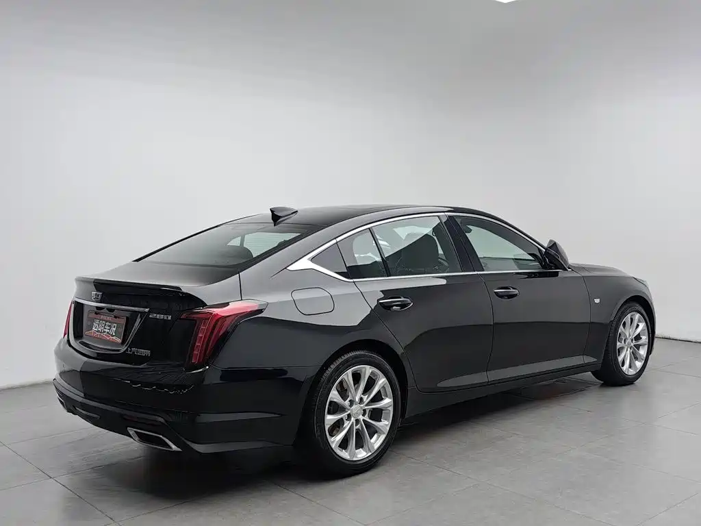 Cadillac CT5 — миниатюра 2
