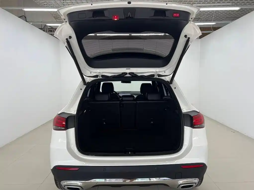 Mercedes-Benz GLA — миниатюра 8