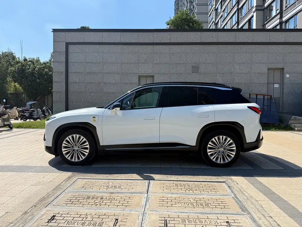 NIO ES6 — миниатюра 16