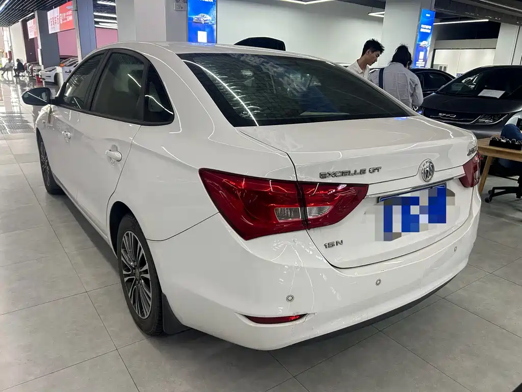 Buick Excelle — миниатюра 4