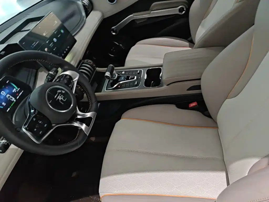 BYD Yuan Plus — миниатюра 15
