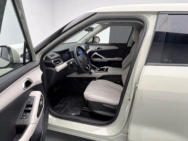 BYD Yuan UP — миниатюра 11