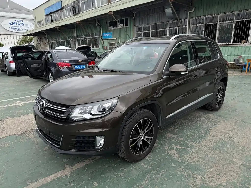 Volkswagen Tiguan — миниатюра 2