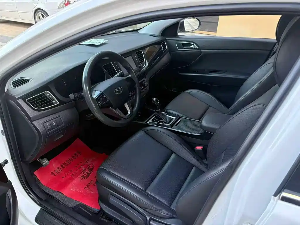 Hyundai Mistra — миниатюра 9