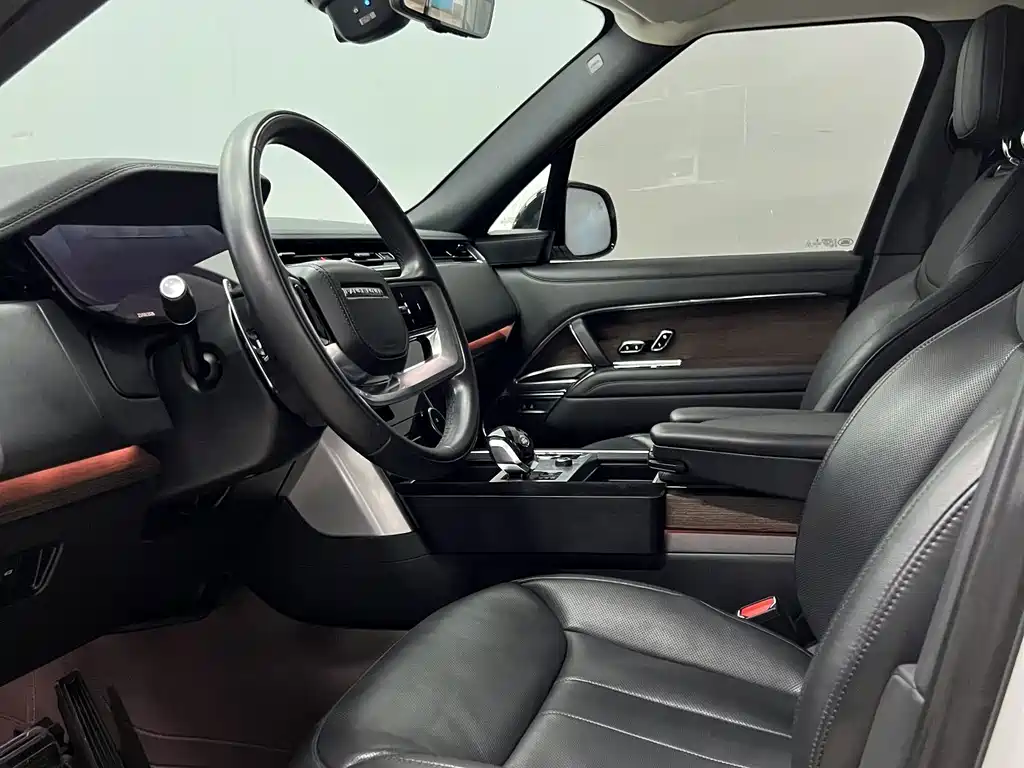 Land Rover Range Rover — миниатюра 10