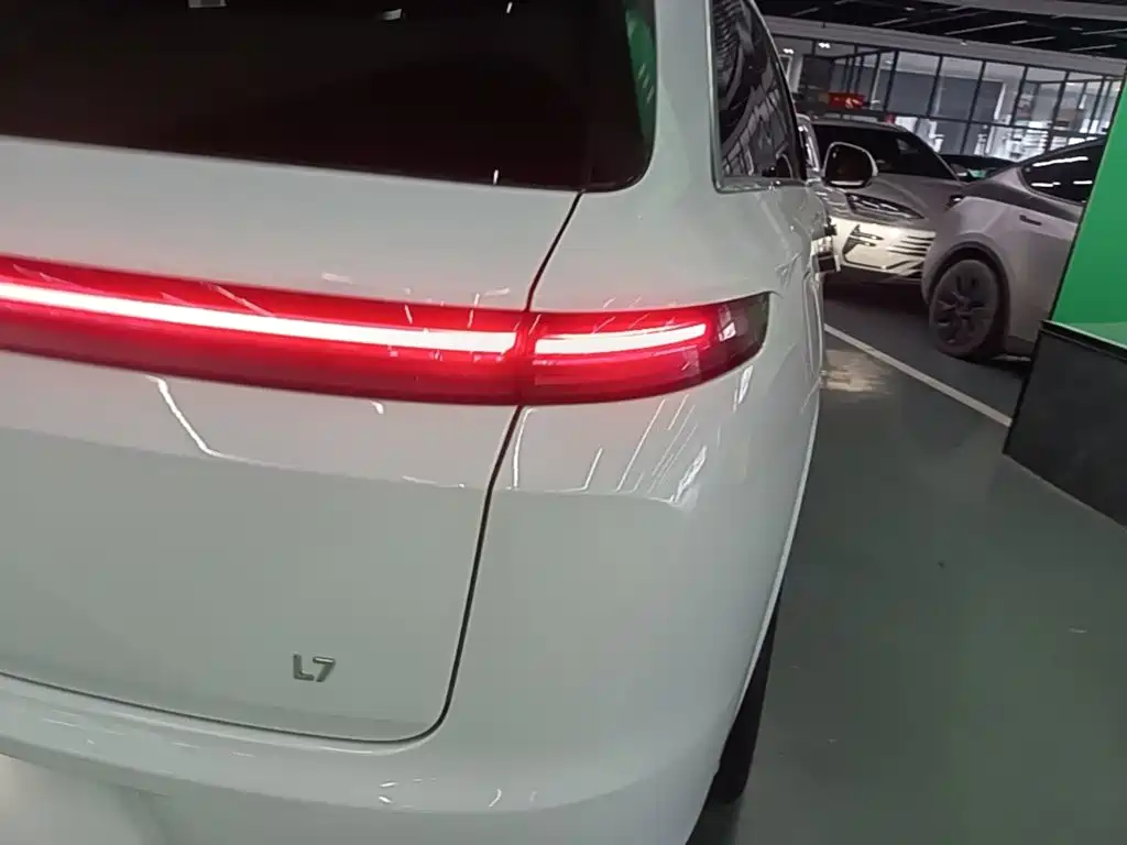 Li Auto Li L7 — миниатюра 8
