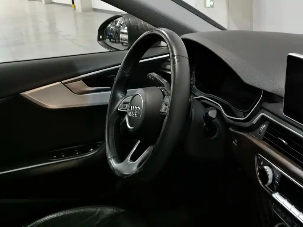 Audi A4L — миниатюра 22