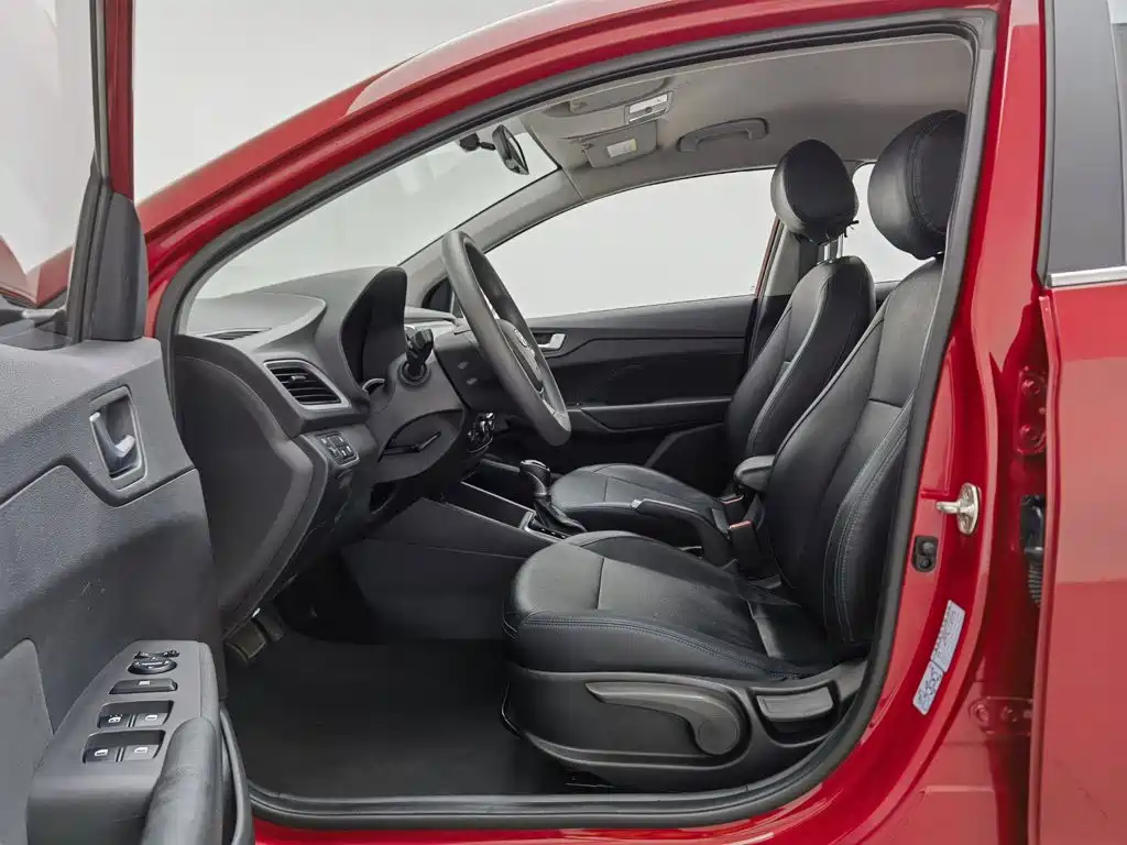 Hyundai Verna — миниатюра 10