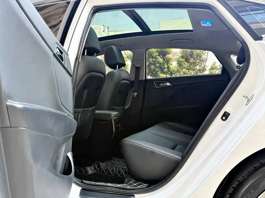 Hyundai Mistra — миниатюра 12