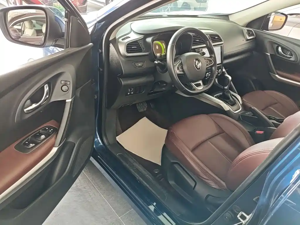 Renault Kadjar — миниатюра 16