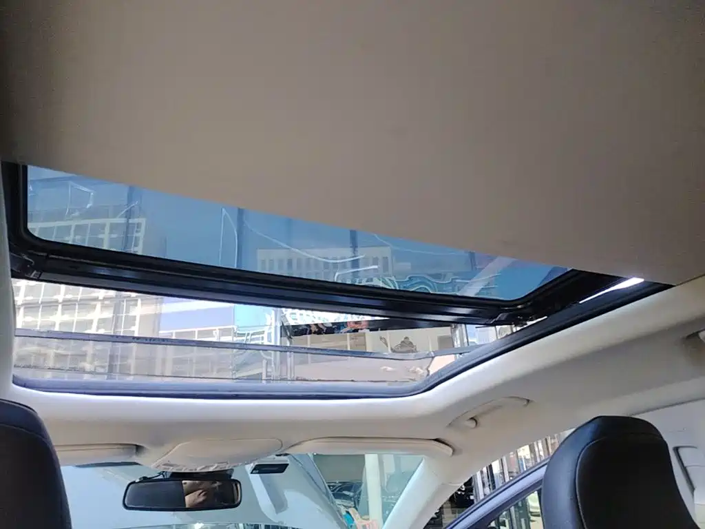 Ford Edge — миниатюра 18