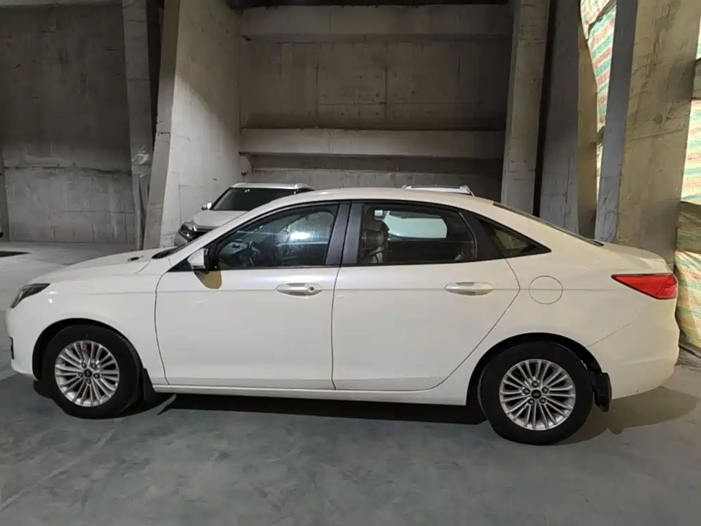Ford Escort — миниатюра 5