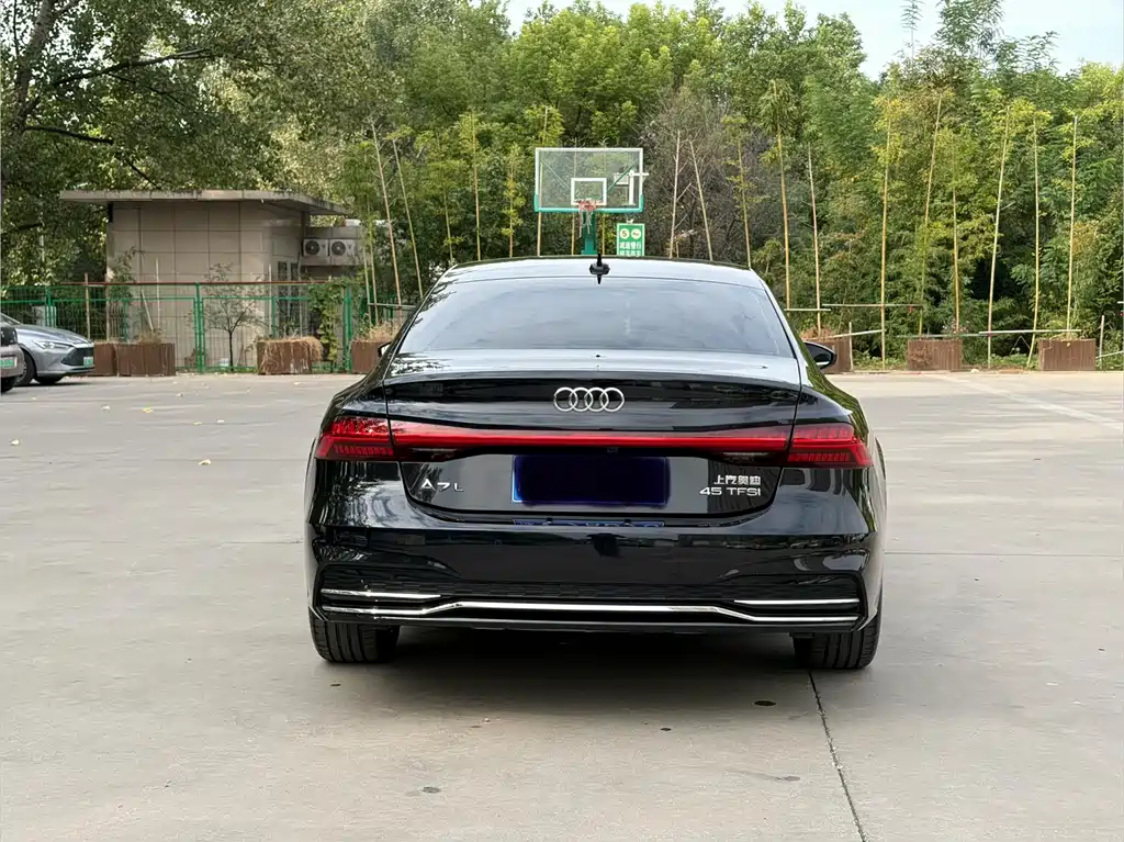 Audi A7L — миниатюра 15