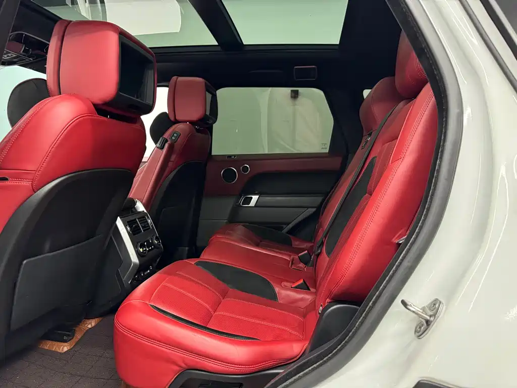 Land Rover Sport — миниатюра 6
