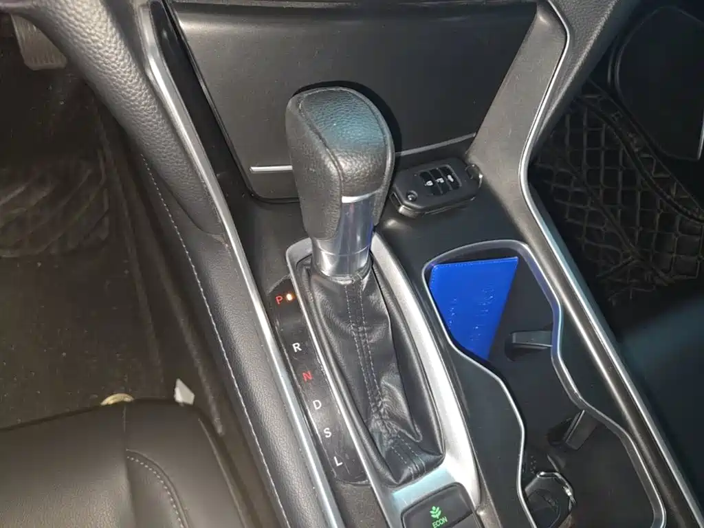 Honda Accord — миниатюра 14