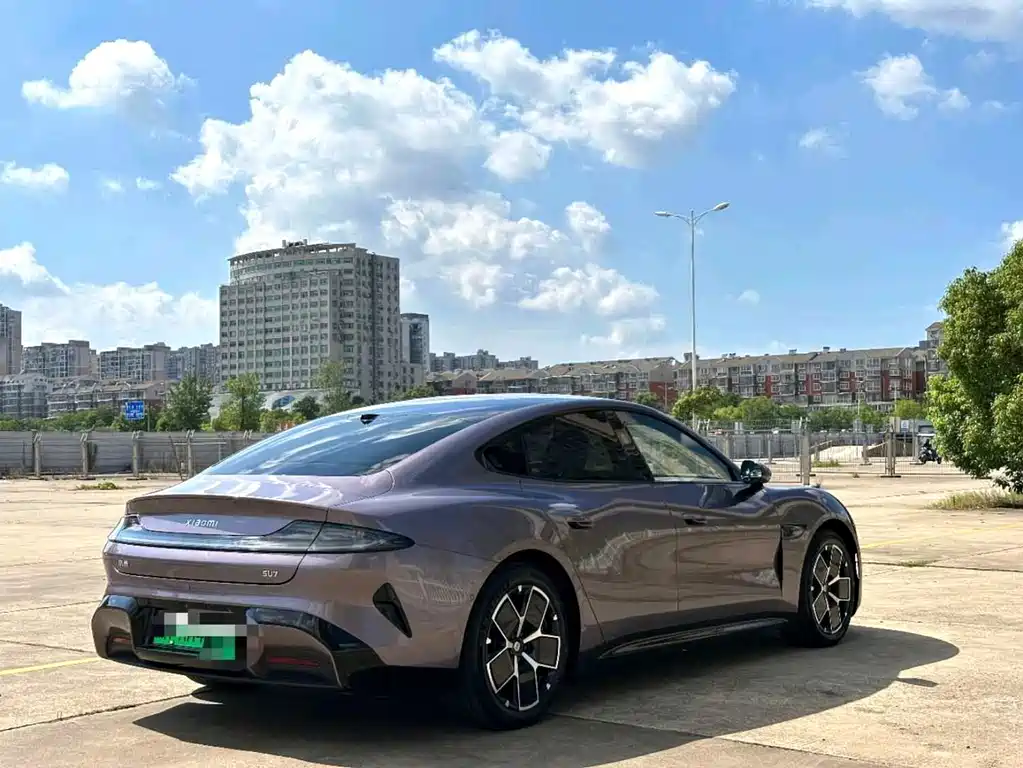 Xiaomi SU7 — миниатюра 9