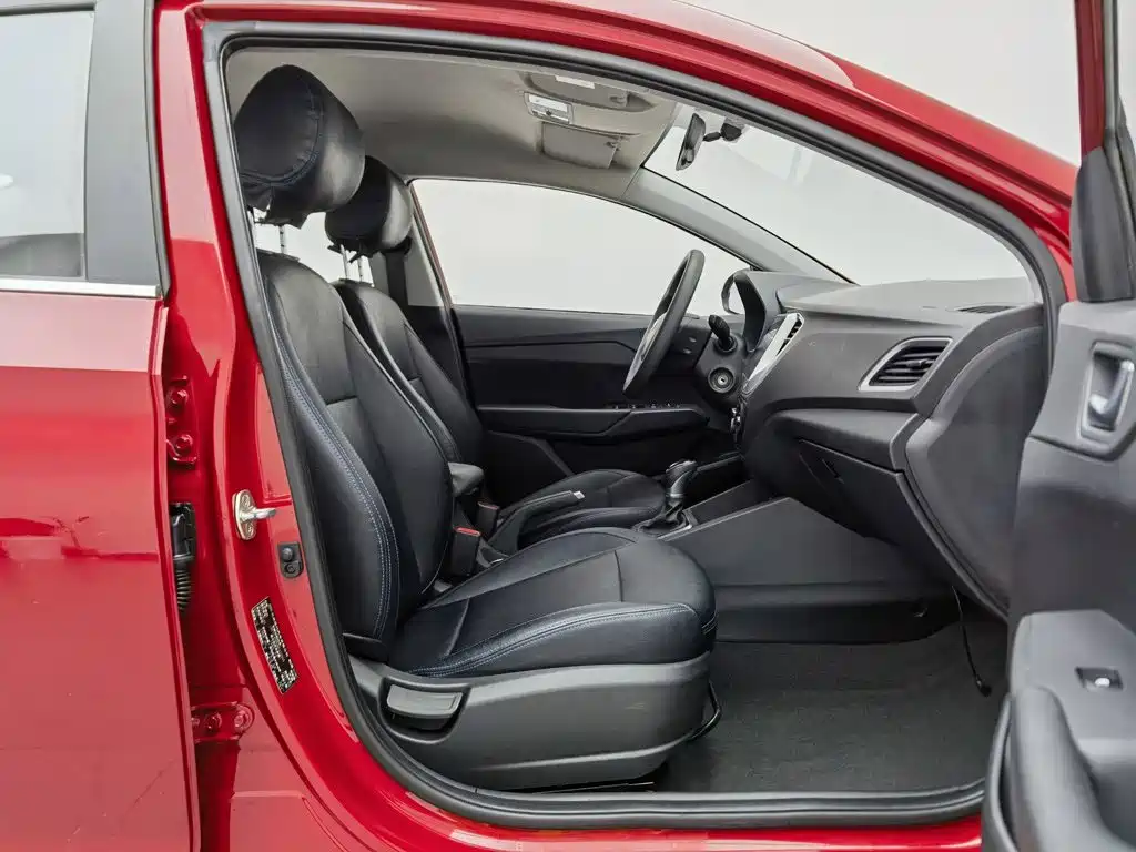 Hyundai Verna — миниатюра 23