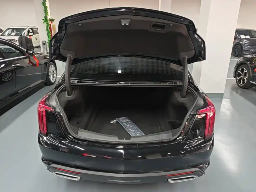 Cadillac CT5 — миниатюра 19