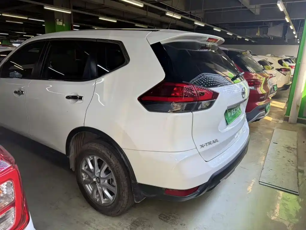 Nissan X-Trail — миниатюра 25