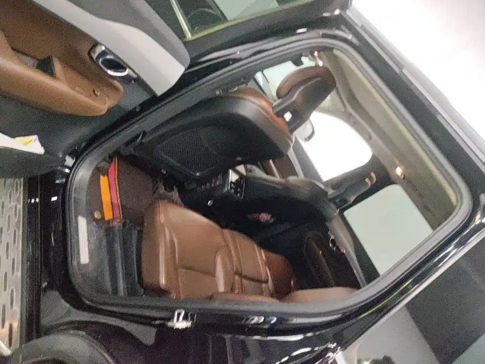 Volvo XC90 — миниатюра 6