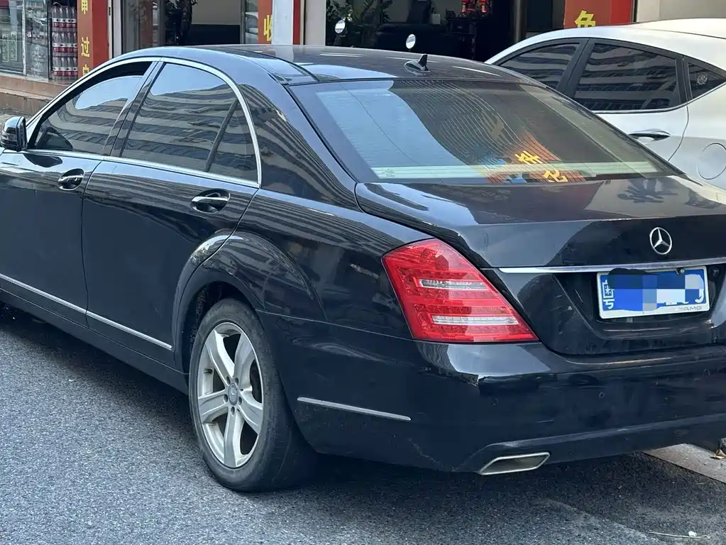 Mercedes-Benz S-Class — миниатюра 8