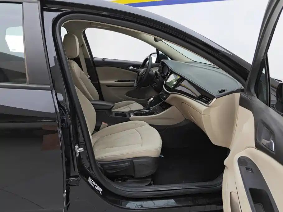 Buick Verano — миниатюра 8